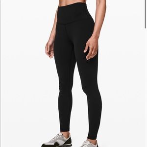 BRAND NEW LULU LEGGING!